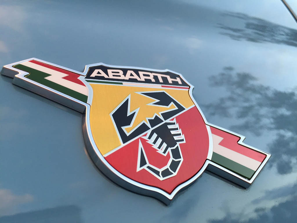 17 Fiat Abarth 500c Cabrio Automotorpro Com