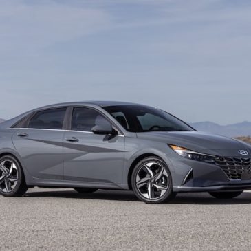 2023-hyundai-elantra-hev-03