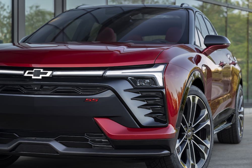 2024-chevrolet-blazer-ev-030